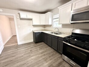 705 Parkway in Tishomingo, OK - Building Photo - Building Photo