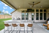 5443 Farm Hill Way in Fulshear, TX - Foto de edificio - Building Photo