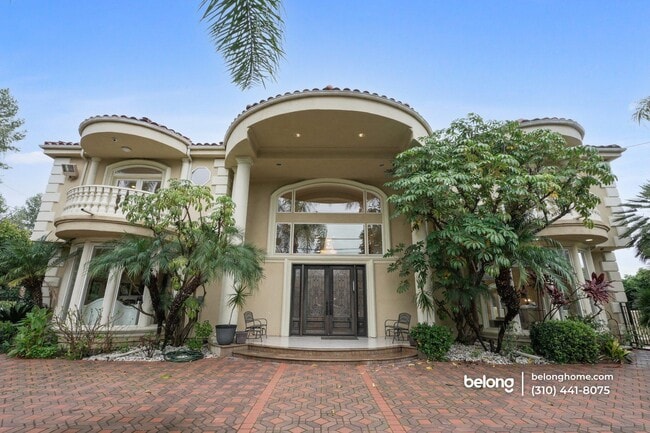 property at 5344 Leghorn Ave