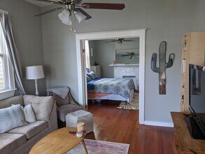 2810 Dabadie St, Unit Apt A in New Orleans, LA - Building Photo - Building Photo