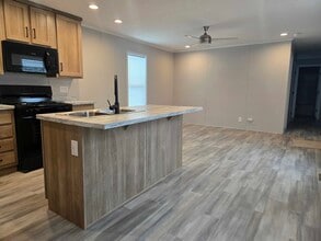 52962 N Yorktown Ct in Chesterfield, MI - Building Photo - Building Photo