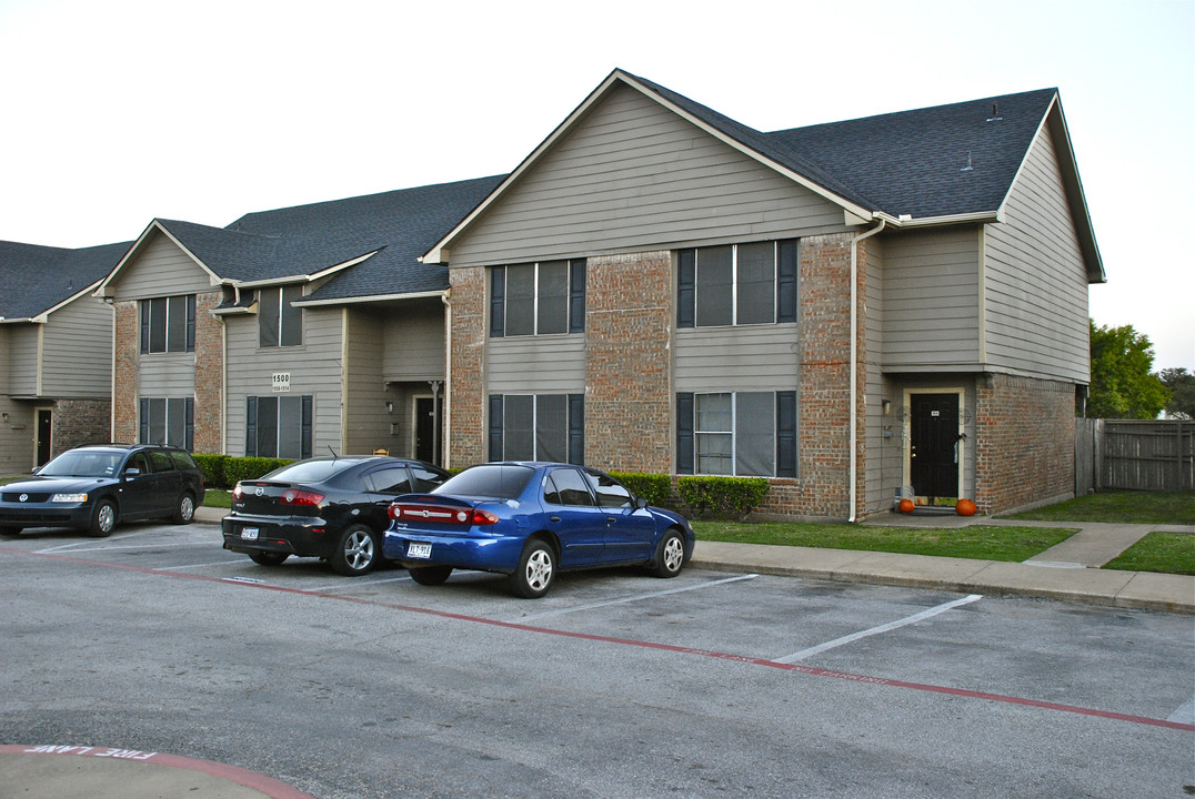 Parkway East Townhomes in Arlington, TX - Foto de edificio