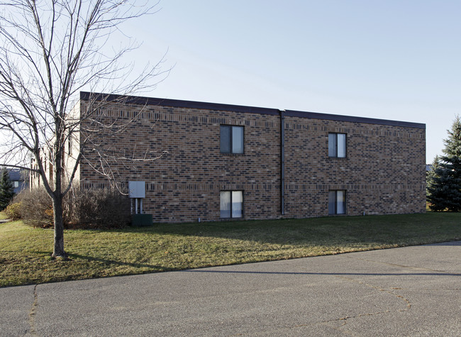 Heritage Cove Apartments in St. Joseph, MN - Foto de edificio - Building Photo