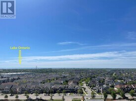 4878 Powers Common in Burlington, ON - Building Photo