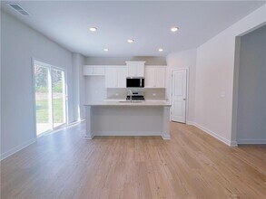 8501 Polston Pl in Douglasville, GA - Foto de edificio - Building Photo