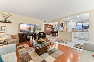 15217 Lakes of Delray Blvd in Delray Beach, FL - Building Photo - Building Photo