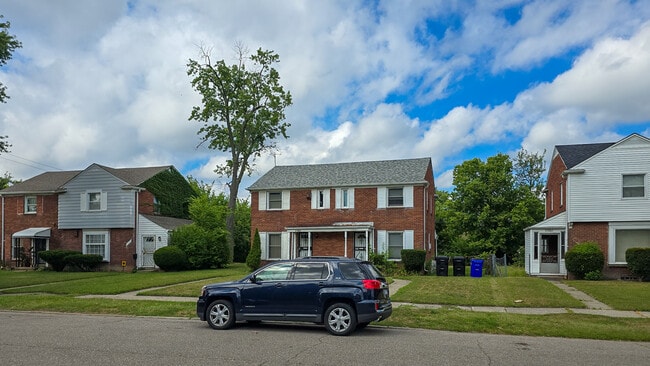 17556 Snowden St in Detroit, MI - Foto de edificio - Building Photo