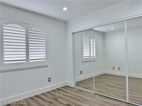 3760 Yorba Linda Dr in Las Vegas, NV - Building Photo - Building Photo