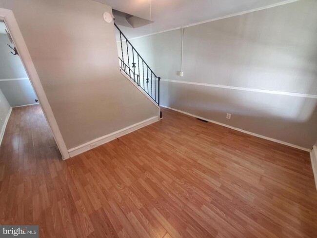 property at 1736 Fairview St