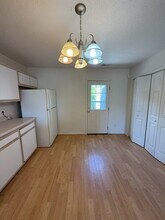 111 Fairwood Ct in Jacksonville, NC - Building Photo - Building Photo