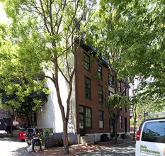 306-308 Cherry St in Philadelphia, PA - Building Photo - Building Photo