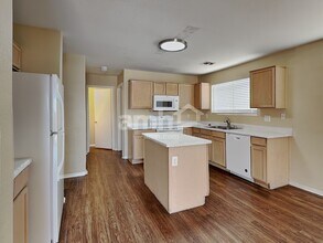 7926 N 54th Dr in Glendale, AZ - Foto de edificio - Building Photo