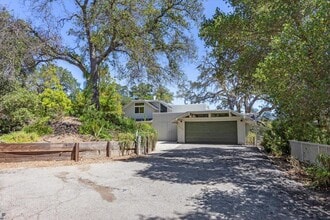 13434 Old Oak Way in Saratoga, CA - Building Photo - Building Photo