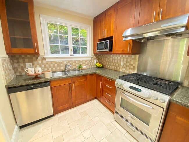 property at 100 Bayo Vista Ave