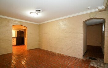 1432 St James Ct in Louisville, KY - Foto de edificio - Building Photo