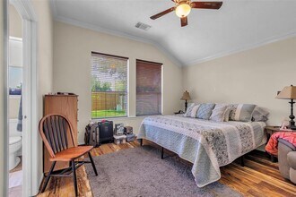 10711 Gilford Crest Dr in Spring, TX - Building Photo - Building Photo