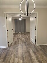 2349 Ridgeland St in Memphis, TN - Building Photo - Building Photo