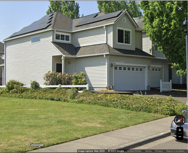 6387 NW Goldenweed Dr in Portland, OR - Foto de edificio - Building Photo