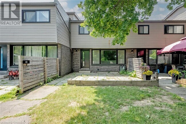 property at 270 Montmorency Dr