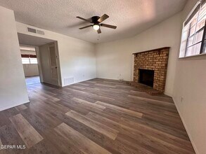 3228 Isla Cocoa Ln in El Paso, TX - Building Photo - Building Photo