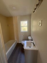 1623 4th St in Lake Charles, LA - Building Photo - Building Photo