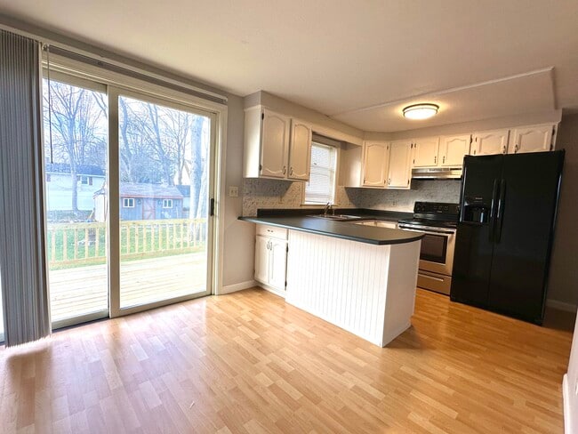 property at 18 Oakwood Dr