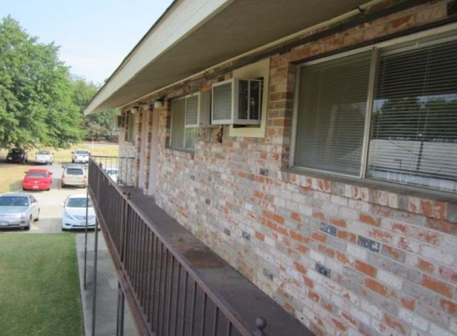 University Apartments in Ruston, LA - Building Photo - Building Photo