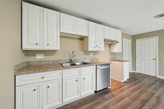 3615 Seabrook St in Houston, TX - Building Photo - Building Photo