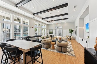 District West in Orlando, FL - Building Photo - Building Photo