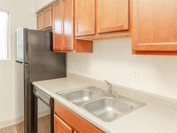 Cimarron Place Apartments in Tucson, AZ - Building Photo - Building Photo