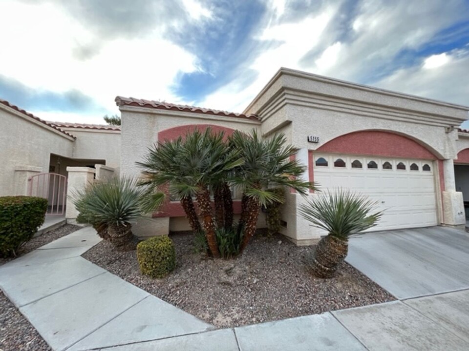 5155 Briar Patch Way in Las Vegas, NV - Building Photo