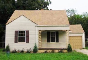 1112 NW 44th St in Oklahoma City, OK - Building Photo