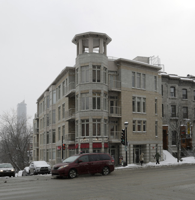 Les Condos de la Dauversiere in Montréal, QC - Building Photo - Primary Photo