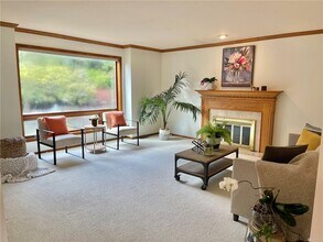 22328 NE 31st St in Sammamish, WA - Building Photo - Building Photo