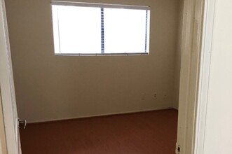 10521 National Blvd, Unit 106 in Los Angeles, CA - Foto de edificio - Building Photo