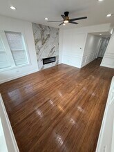 1048 W Marquette Rd in Chicago, IL - Foto de edificio - Building Photo