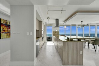 1830 S Ocean Dr, Unit 1502 in Hallandale Beach, FL - Building Photo - Building Photo