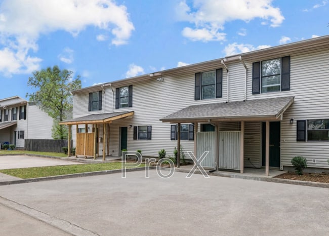 property at 1377 E Sequoyah Ct