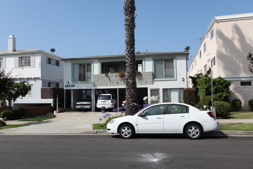 844 5th St, steps to Montana Ave, 5 blocks... in Santa Monica, CA - Foto de edificio