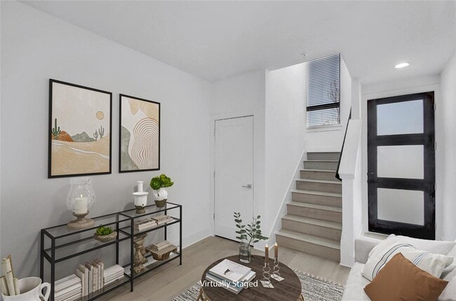 property at 2050 Lohmans Spur Rd