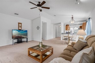 408 Lake Suzanne Dr in Lake Wales, FL - Building Photo - Building Photo