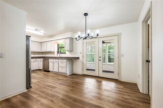 9 Hartlepool Dr in Bella Vista, AR - Building Photo - Building Photo