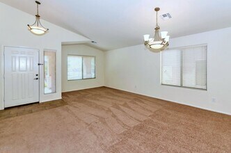 2250 W Roy Rogers Rd in Phoenix, AZ - Building Photo - Building Photo