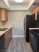 17350 W Carnegie Cir in Ft. Myers, FL - Building Photo - Building Photo