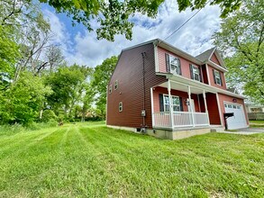 2321 Farrand Dr in Wilmington, DE - Building Photo - Building Photo