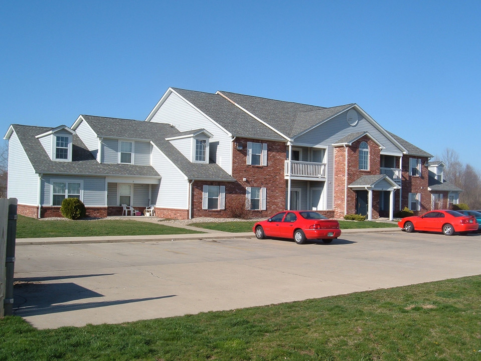 Mill Creek Apartments in Lafayette, IN - Building Photo