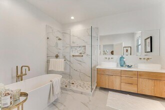 513 Hill St in Capitola, CA - Building Photo - Building Photo