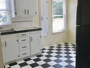 233 Ivy St in San Diego, CA - Building Photo - Building Photo