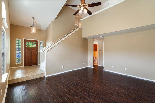 property at 1421 Huckleberry Ln