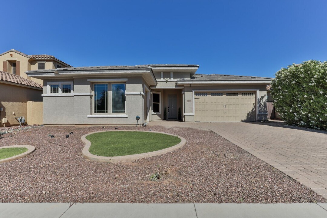 7446 W Remuda Dr in Peoria, AZ - Building Photo